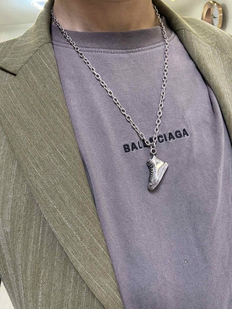 Gvc*1 necklaces